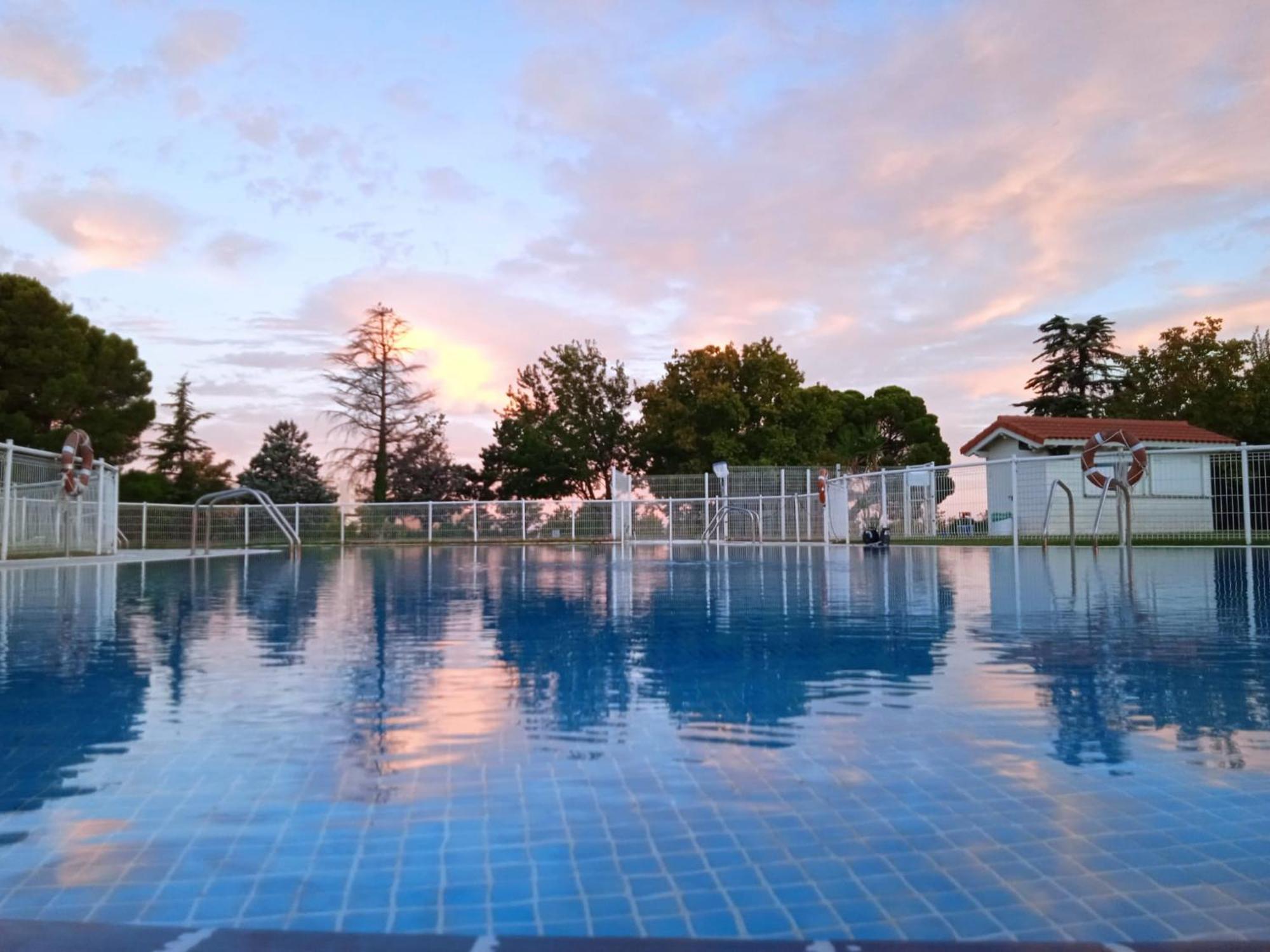 Albergue Zaragoza Camping Dış mekan fotoğraf