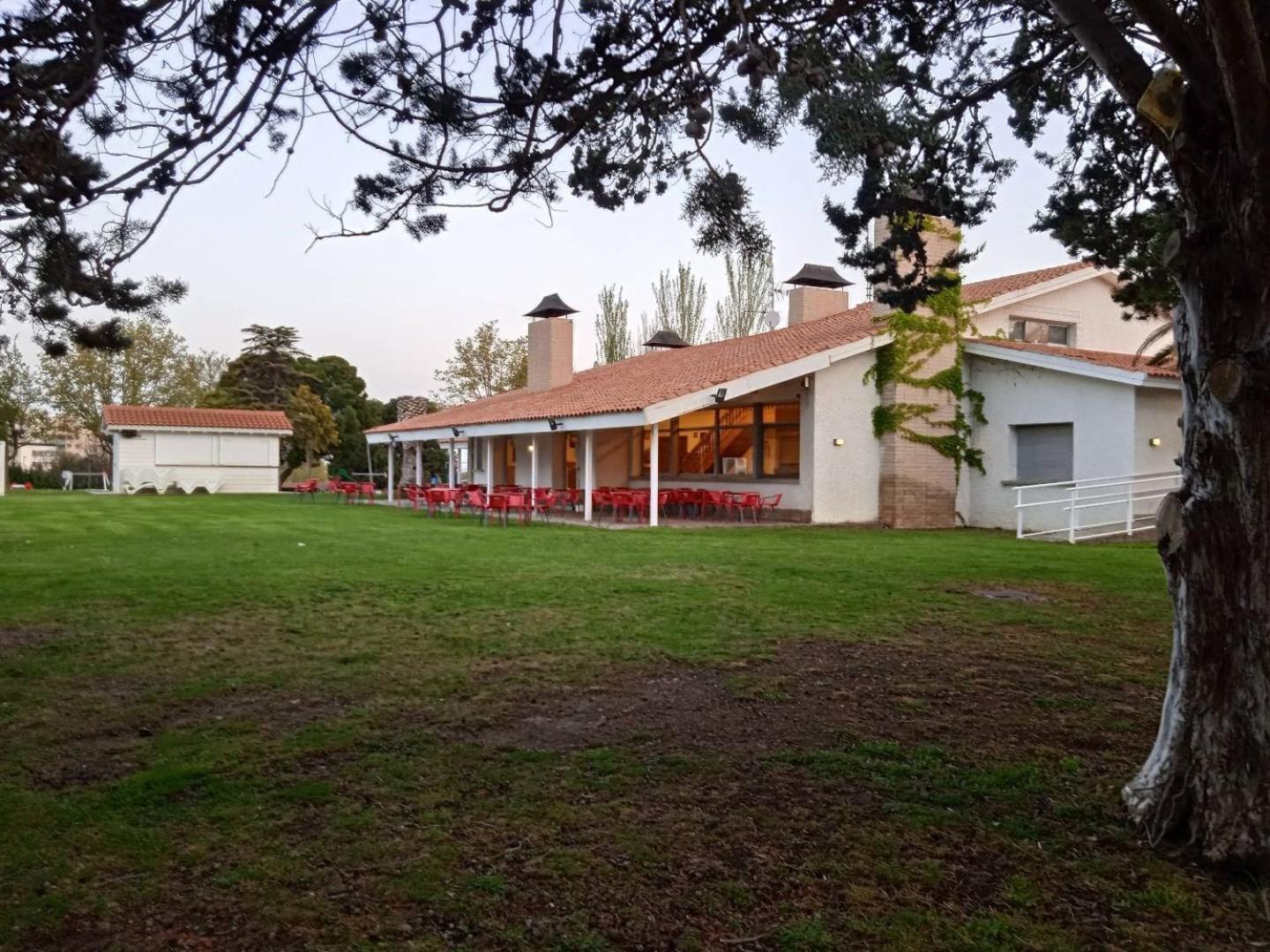 Albergue Zaragoza Camping Dış mekan fotoğraf