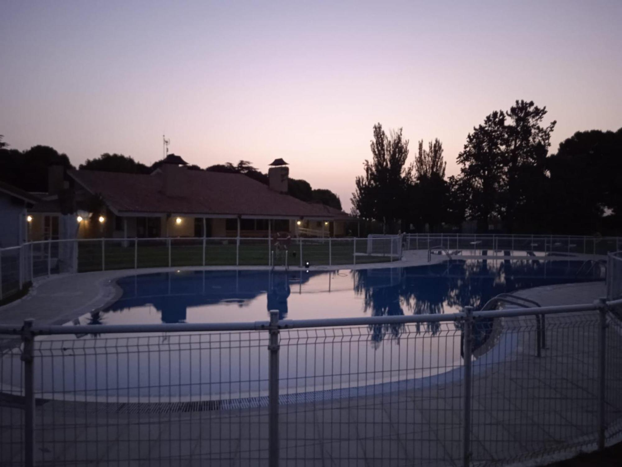 Albergue Zaragoza Camping Dış mekan fotoğraf